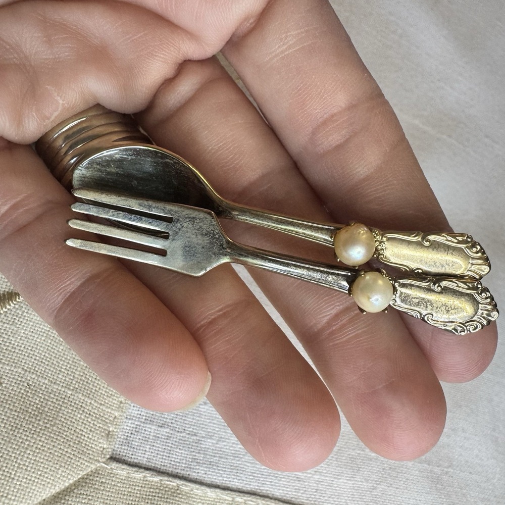 Vintage set of 2 Gold Tone Fork & Spoon Pin Brooches, White Pearl Detail